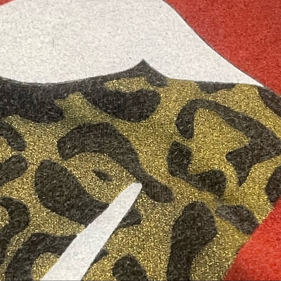 Gray Classic Red Lips Leopard Tongue T-Shirt Size L Bella + Canvas - Picture 3 of 8